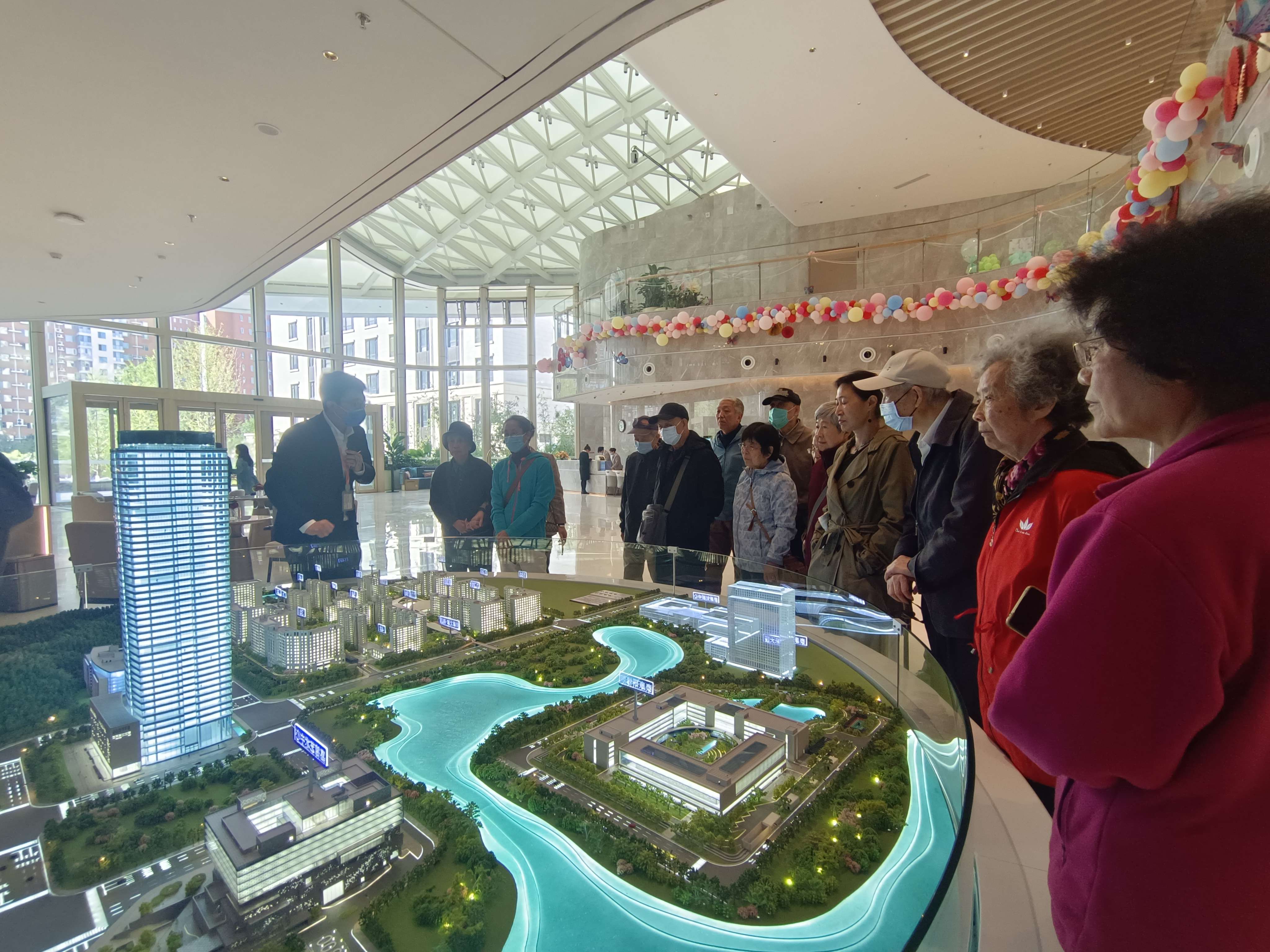 参观养老院(1).jpg